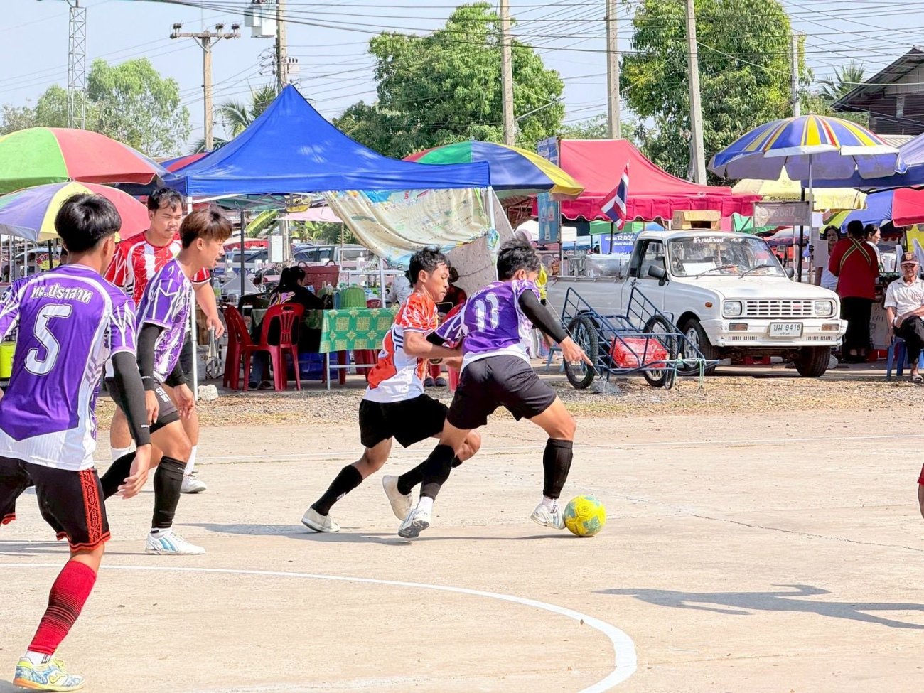 ประมวลภาพงานการแข่งขันกีฬา   ฟุตซอล เมื่อวันที่ 21 มกราคม พ.ศ.2569  โครงการแข่งขันกีฬาต้านยาเสพติดตำบลปราสาท ประจำปีงบประมาณ 2569 ณ สนามกีฬาเทศบาลตำบลปราสาท อำเภอบ้านด่าน จังหวัดบุรีรัมย์ โดยมีประเภทการแข่งขันกีฬา ดังนี้